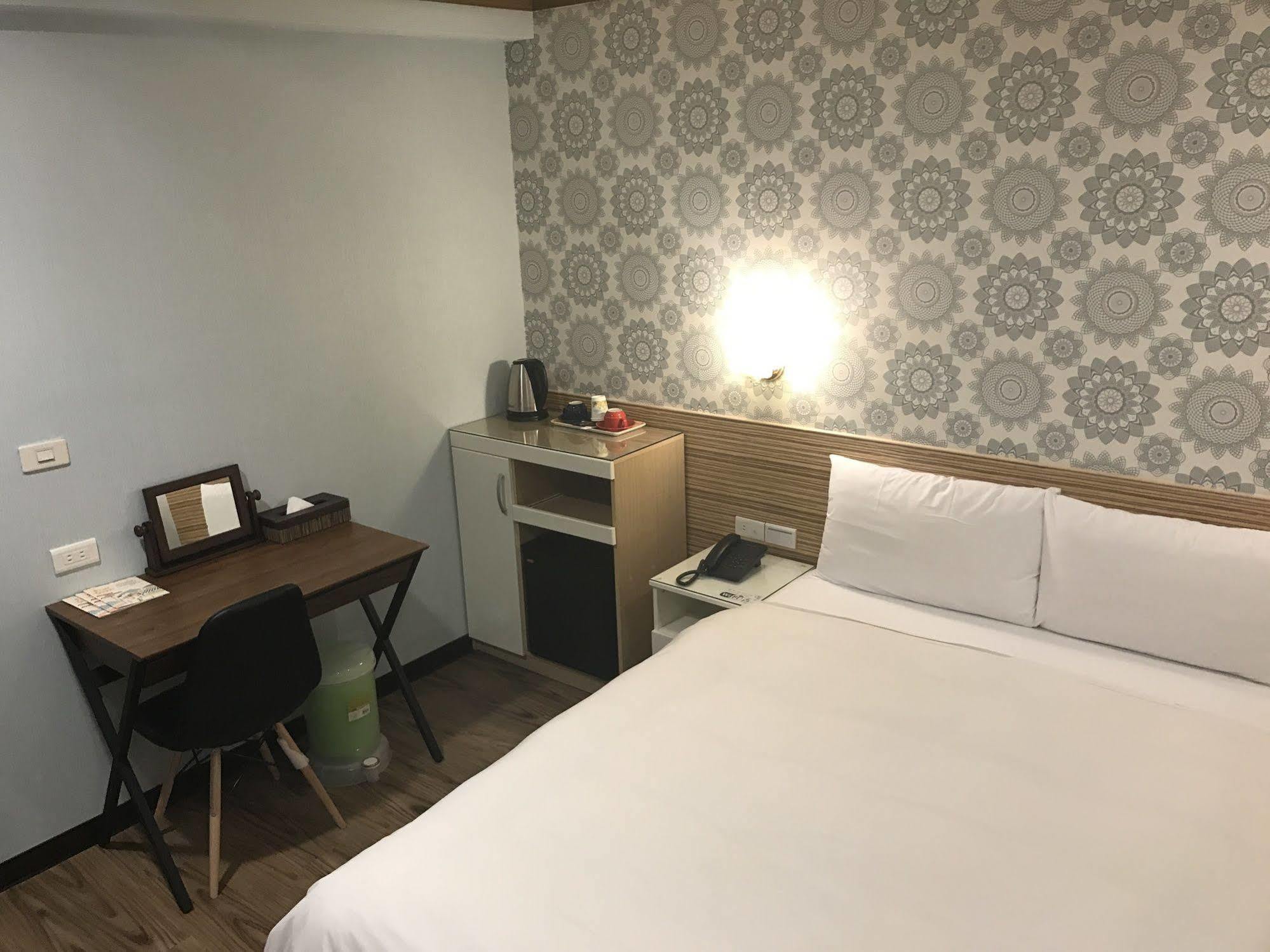 泊居旅店 Oursinn Hotel Taipéi Exterior foto